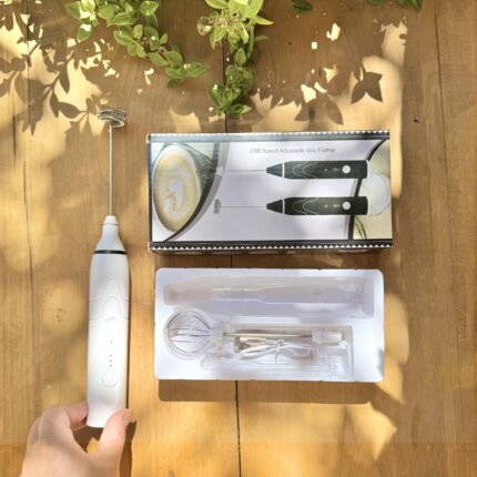 فومر شارژی سفید با کابل micro-usb